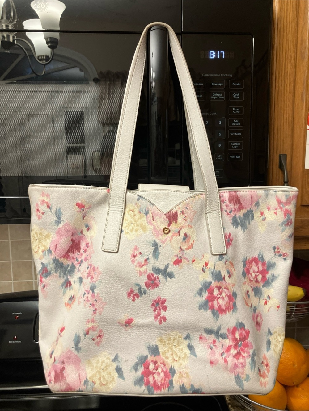 Lauren Conrad Floral Shoulder Bag! 11”x15”. Beautiful bag & soft colors!